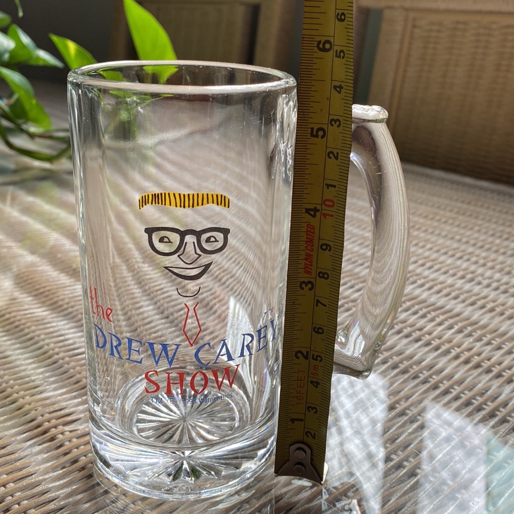 The Drew Carey Show Glass Mug - Picture 9 of 10